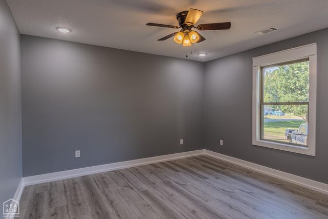 918 Mays A, Jonesboro, AR 72405