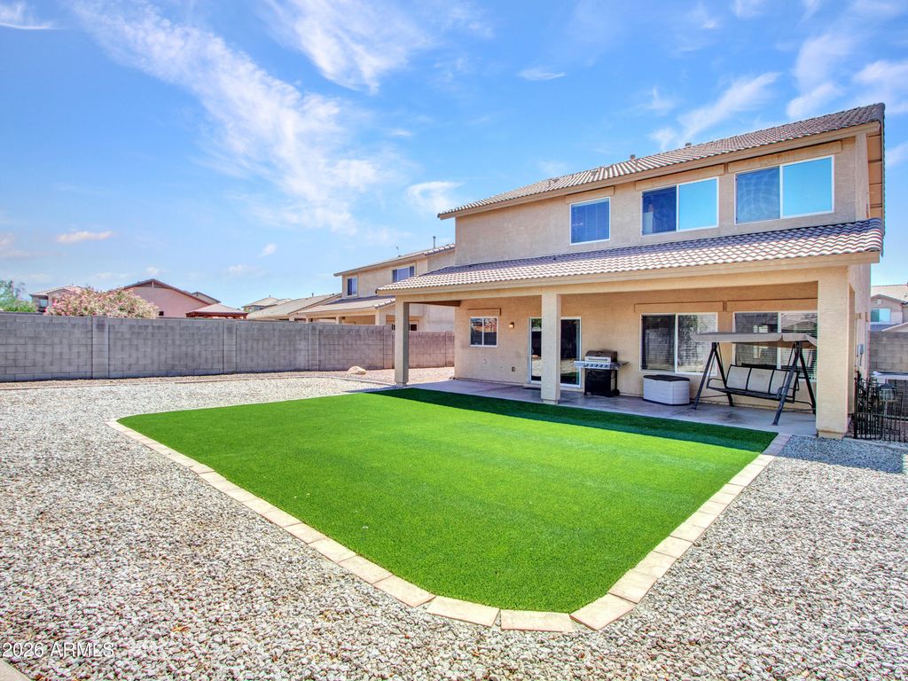Image 19 of property listing at 313 S 117TH Drive, Avondale, AZ 85323