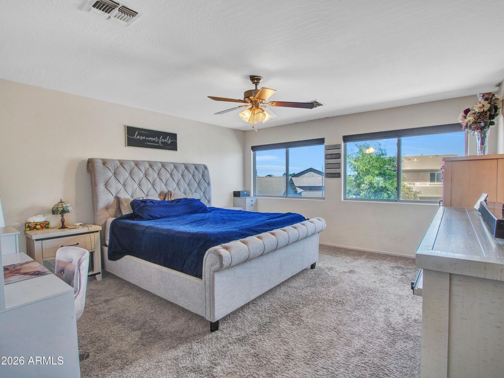 Image 9 of property listing at 313 S 117TH Drive, Avondale, AZ 85323