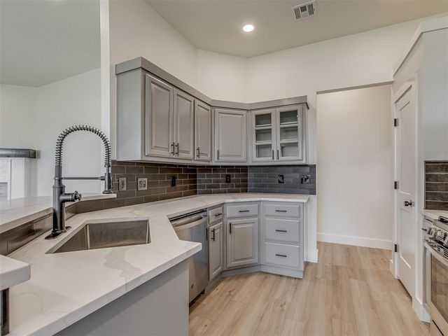 24 SW 132nd Street, Oklahoma City, OK 73170