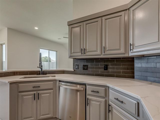 24 SW 132nd Street, Oklahoma City, OK 73170