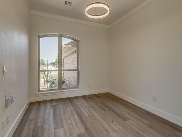24 SW 132nd Street, Oklahoma City, OK 73170