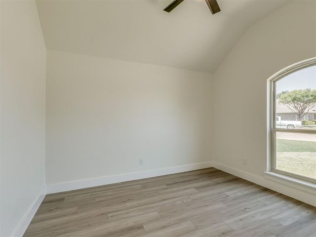 24 SW 132nd Street, Oklahoma City, OK 73170