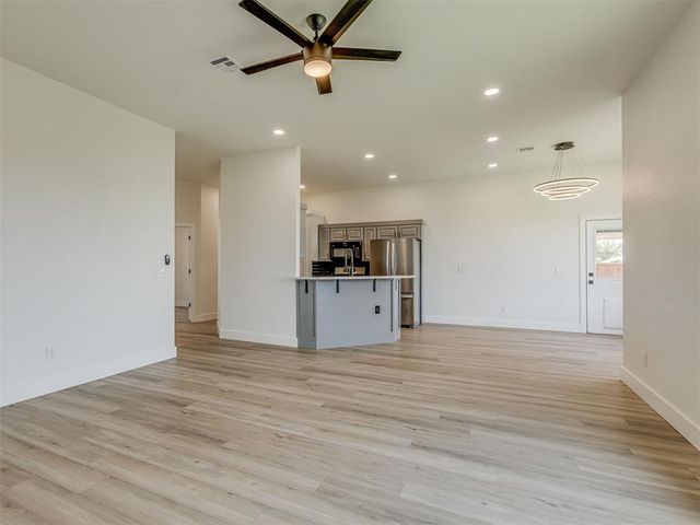 24 SW 132nd Street, Oklahoma City, OK 73170