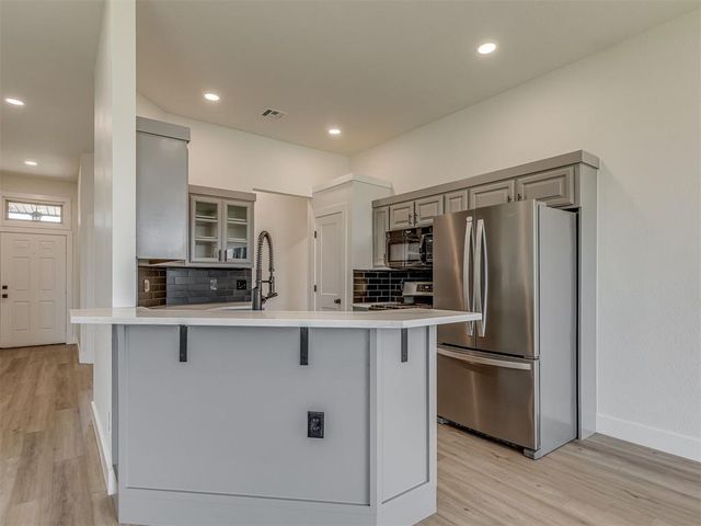 24 SW 132nd Street, Oklahoma City, OK 73170