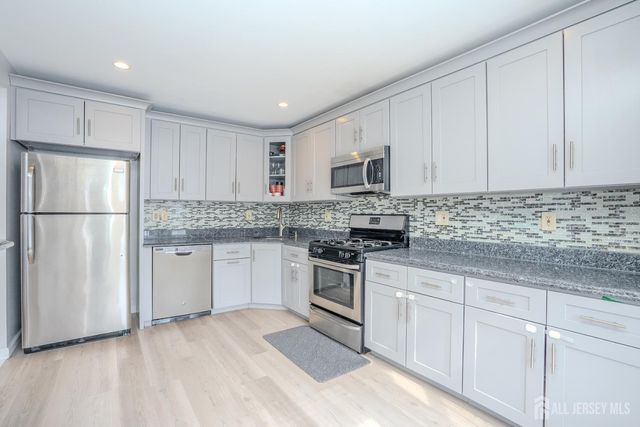 114 Jared Drive, North Brunswick, NJ 08902