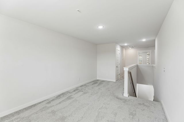 605 Birdie Dr, Spring Hill, TN 37174