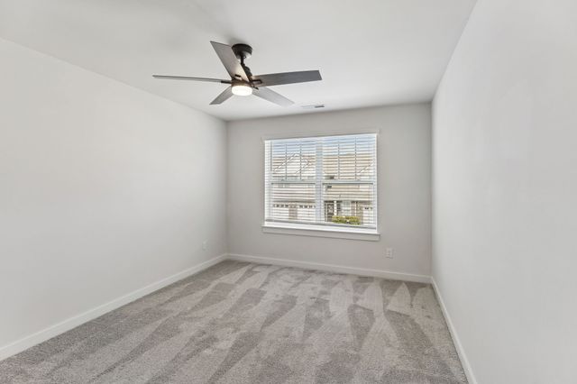 605 Birdie Dr, Spring Hill, TN 37174
