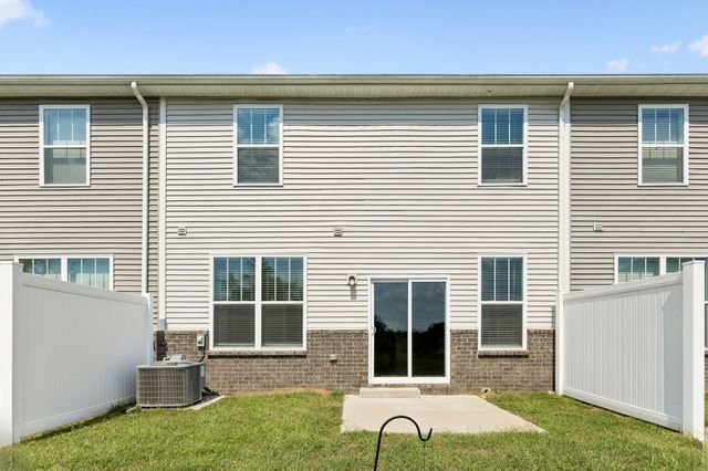 605 Birdie Dr, Spring Hill, TN 37174