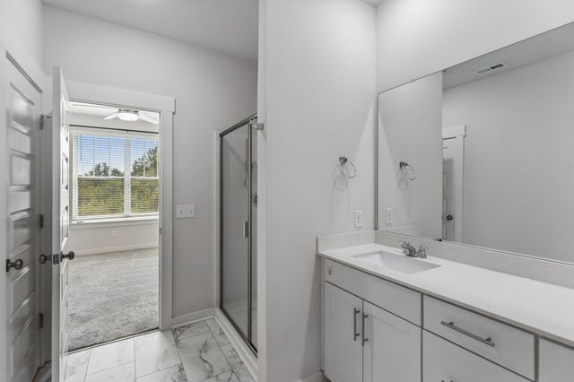 605 Birdie Dr, Spring Hill, TN 37174