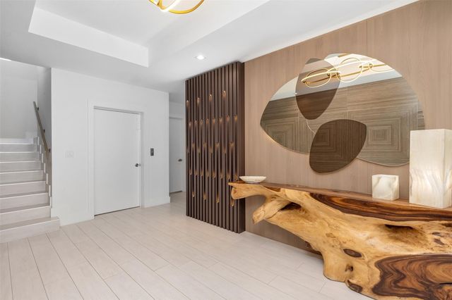 350 Desoto Street, Hollywood, FL 33019