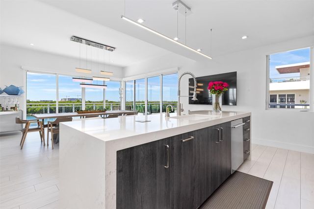 350 Desoto Street, Hollywood, FL 33019