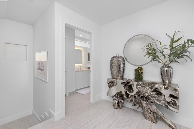 350 Desoto Street, Hollywood, FL 33019