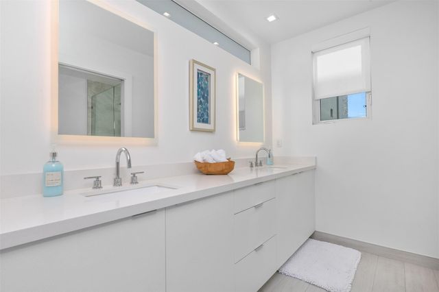 350 Desoto Street, Hollywood, FL 33019