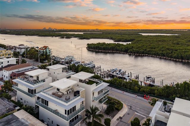 350 Desoto Street, Hollywood, FL 33019