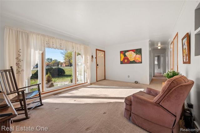 28172 W 10 Mile Road, Farmington Hills, MI 48336