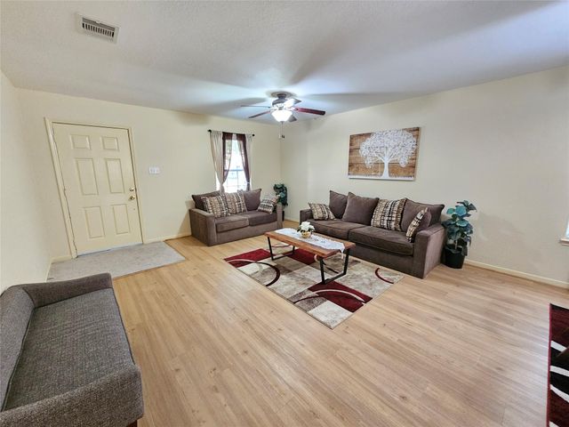 19119 Mission Fort Lane, Richmond, TX 77407