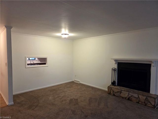 115 Cloister Oaks Circle, Winston-salem, NC 27127