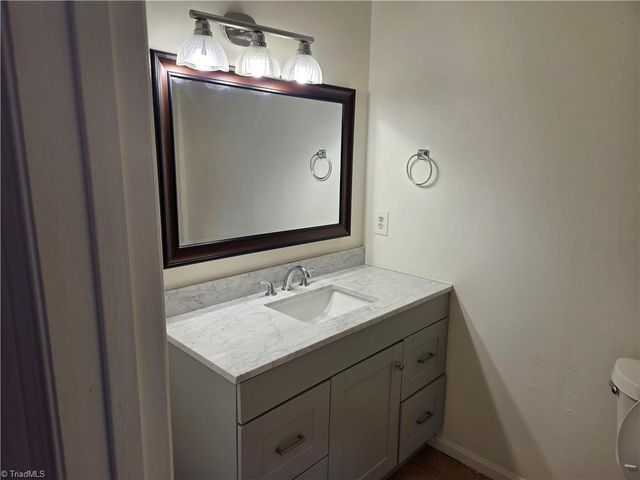 115 Cloister Oaks Circle, Winston-salem, NC 27127