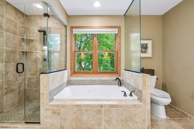 875 Fernbrook Lane N, Plymouth, MN 55447