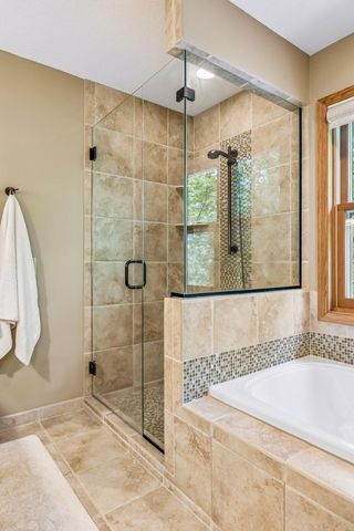 875 Fernbrook Lane N, Plymouth, MN 55447