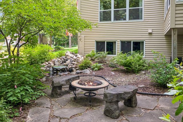 875 Fernbrook Lane N, Plymouth, MN 55447