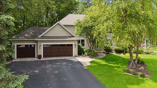 875 Fernbrook Lane N, Plymouth, MN 55447