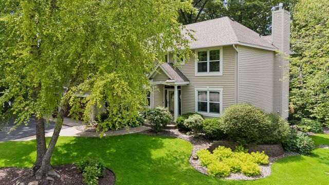 875 Fernbrook Lane N, Plymouth, MN 55447
