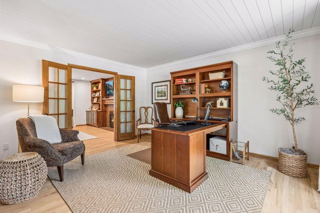 875 Fernbrook Lane N, Plymouth, MN 55447