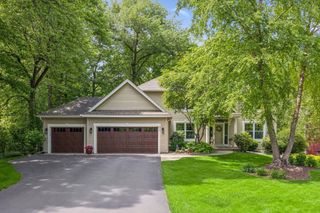 875 Fernbrook Lane N, Plymouth, MN 55447