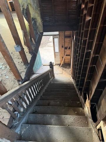 1613 11th Street S, St Joseph, MO 64501