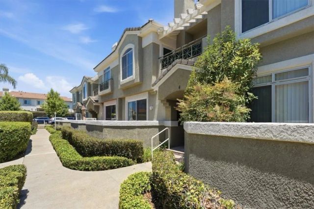 2235 Indigo Hills Drive 4, Corona, CA 92879