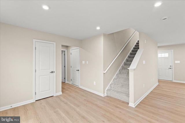 69 SUMMERFIELD DR, Hanover, PA 17331