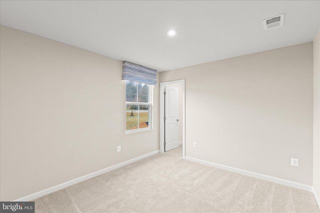 69 SUMMERFIELD DR, Hanover, PA 17331