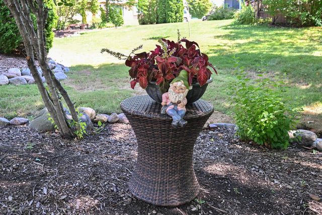 W170N5025 Old Hickory ROAD, Menomonee Falls, WI 53051