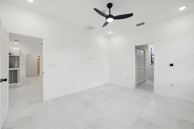 1006 Hamilton AVE, Lehigh Acres, FL 33972