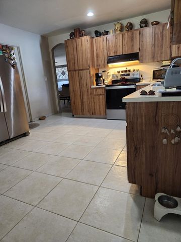 9713 NW 75th Court, Tamarac, FL 33321