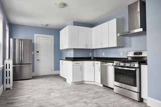 52 Mansfield 2, Somerville, MA 02143