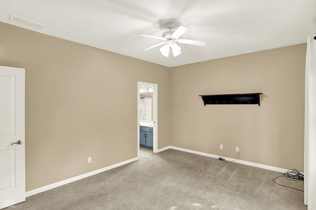 1603 Oakmere Way, Greenwood, IN 46142