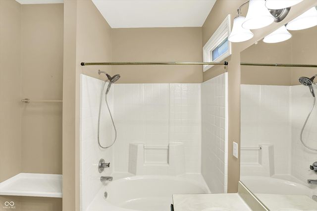 1603 Oakmere Way, Greenwood, IN 46142