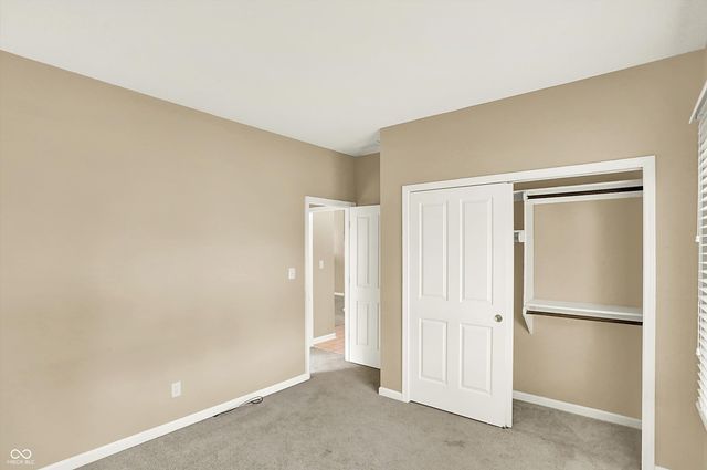 1603 Oakmere Way, Greenwood, IN 46142