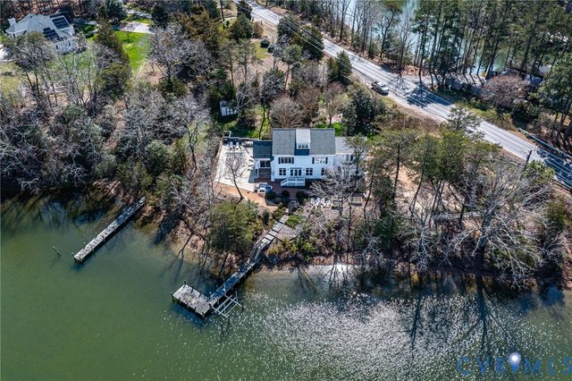 5337 Irvington Road, White Stone, VA 22578