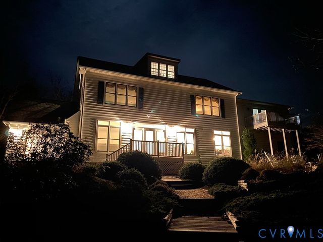 5337 Irvington Road, White Stone, VA 22578