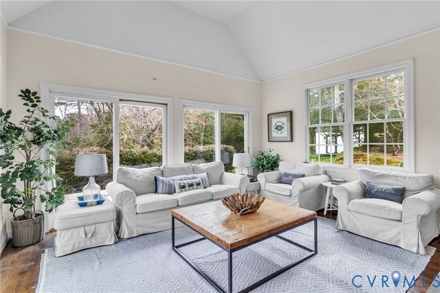 5337 Irvington Road, White Stone, VA 22578