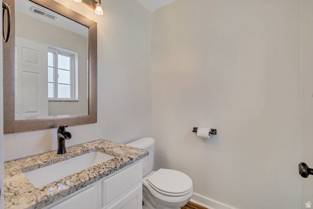 49 KENSINGTON PL, North Logan, UT 84341