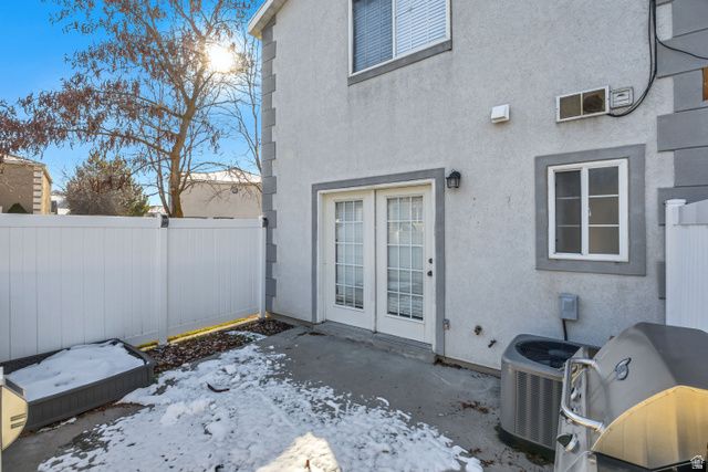 49 KENSINGTON PL, North Logan, UT 84341