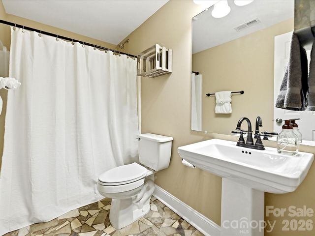 1401 Wall Street, Waxhaw, NC 28173