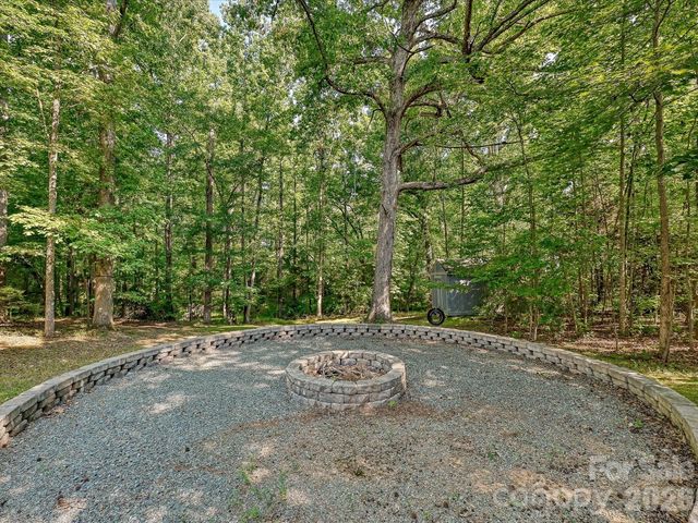 1401 Wall Street, Waxhaw, NC 28173