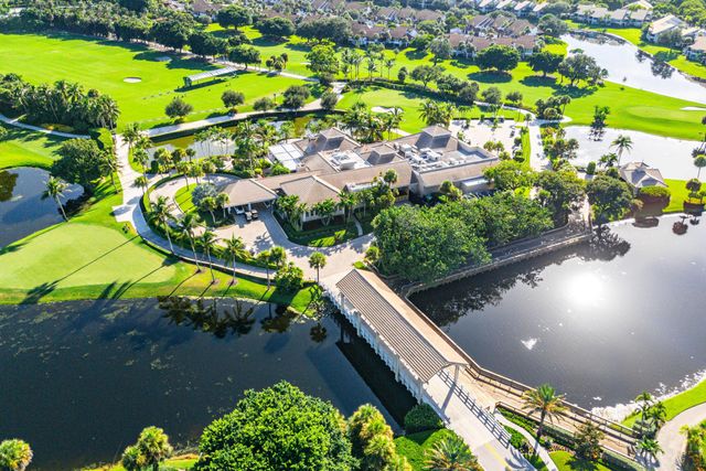 16648 TRADERS Crossing N 106, Jupiter, FL 33477