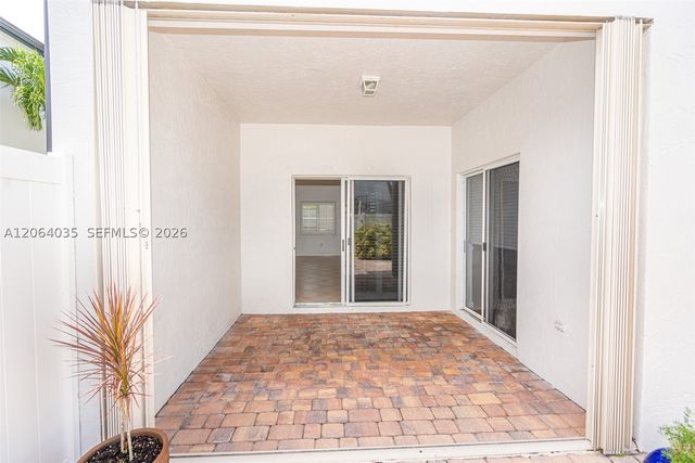 12901 SW 50th St, Miramar, FL 33027